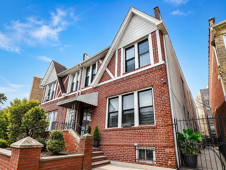 375 Midwood St #1R — Photo 1