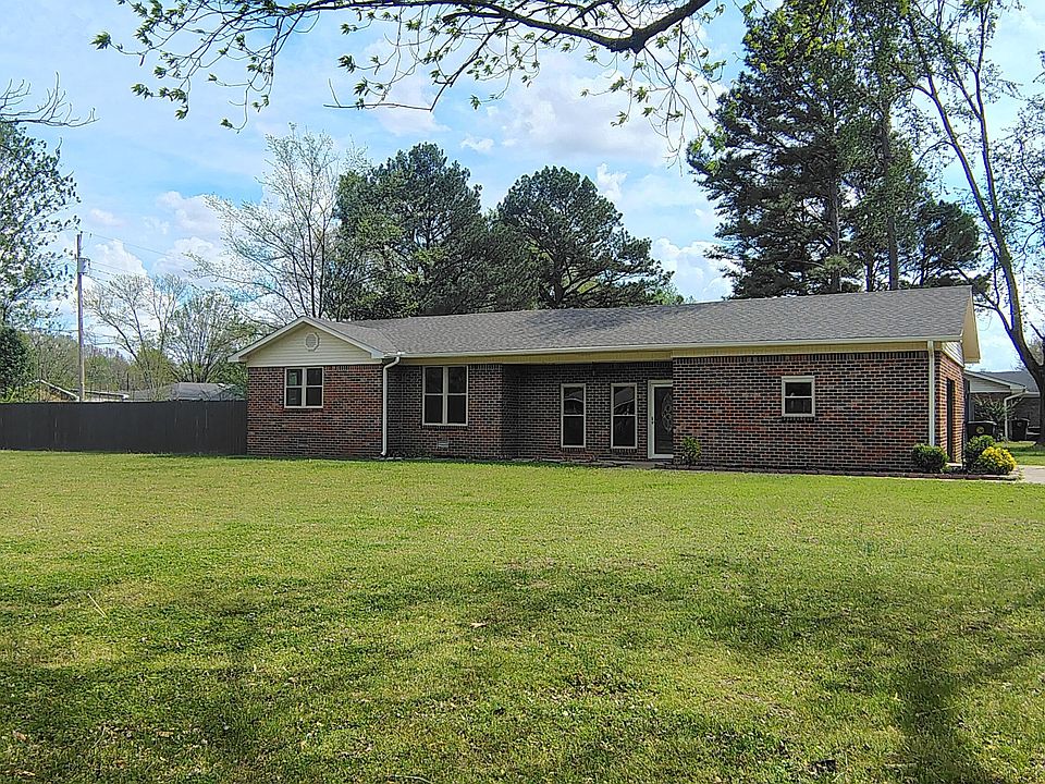 1st image of 2419 E Court St