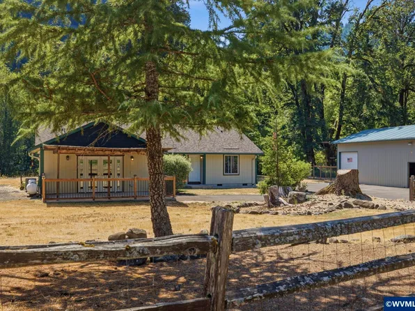 20658 N Abiqua Rd, Scotts Mills, OR 97375