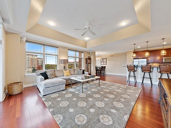 3rd image of 100 Prairie Park Dr APT 309