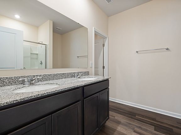 4th image of 1508 Garden Passage Dr