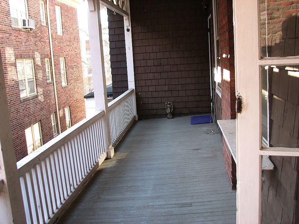 1st image of 804 Westover Ave APT 3