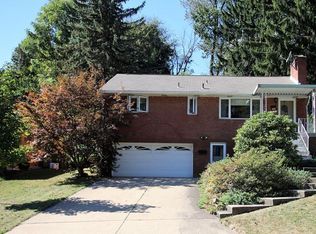 1710 Sillview Dr, Pittsburgh, PA 15243