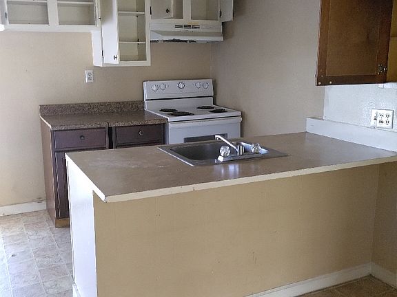 5th image of 105 Lilac Way #7