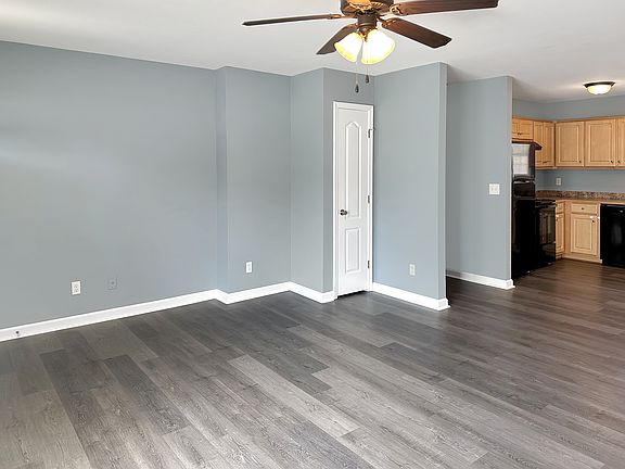 4th image of 2203 Moran St