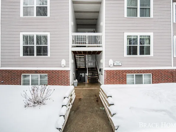 3362 Pine Meadow Dr SE APT 202, Kentwood, MI 49512
