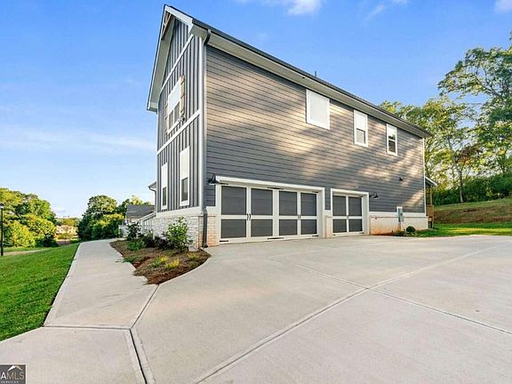 4th image of 204 Races Rd #7