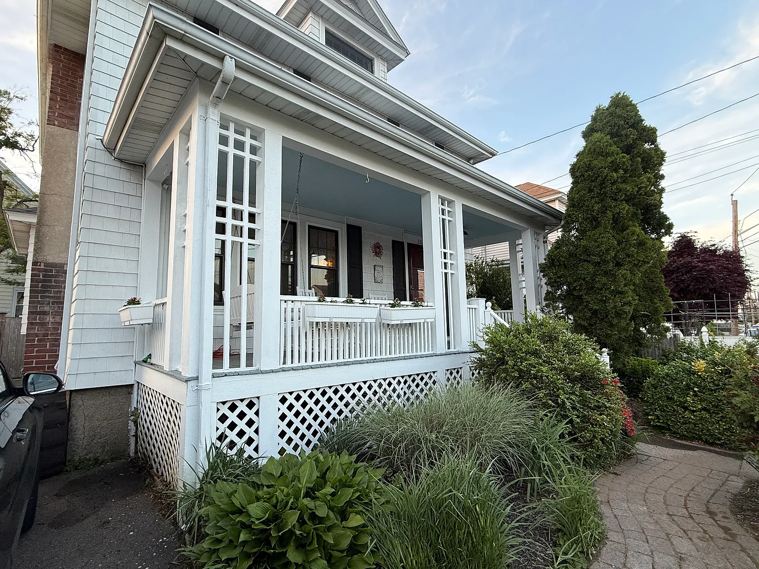 1 bed, 1.5 bath, 1320 sqft, $1,700 — Photo 3