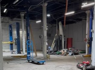 806 E Beecher St #B, Indianapolis, IN 46203