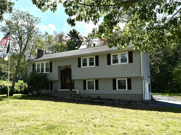 27 Ferncroft Rd, Tewksbury, MA 01876