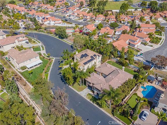 3rd image of 495 Ruth Cir