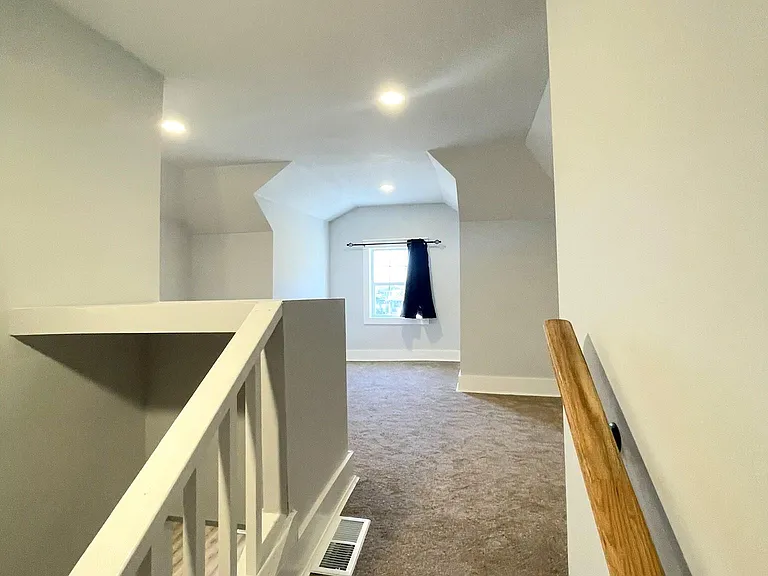 1623 Dunbar St — Photo 11