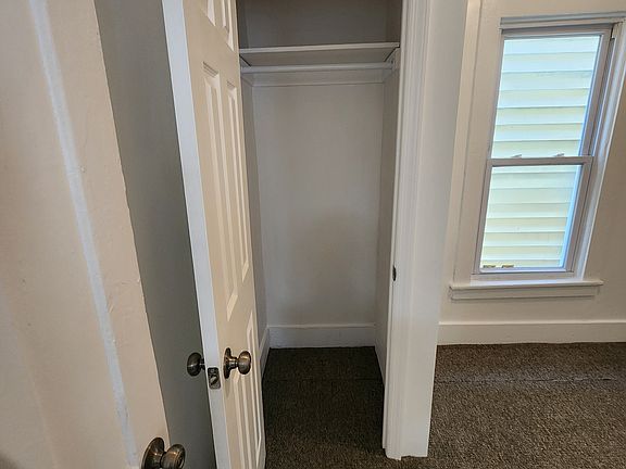 3rd image of 81 Grove St Floor 2