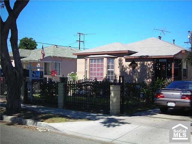 1st image of 3167 Missouri Ave