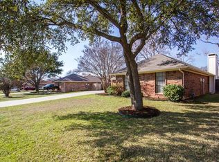 2228 Oak Bluff Dr, Flower Mound, TX 75028