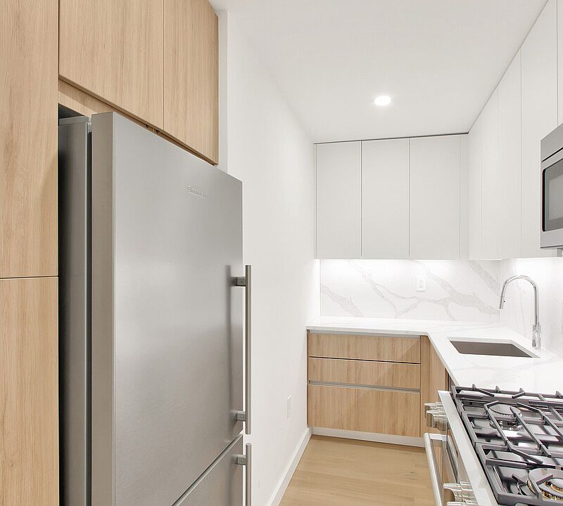 1st image of 227 E 59th St #5C