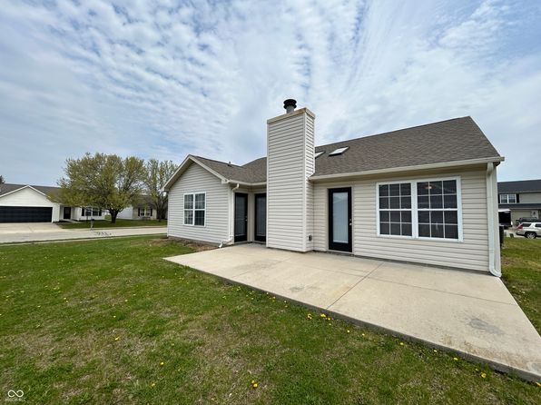 2344 Orchard Creek Dr, Columbus, IN 47201