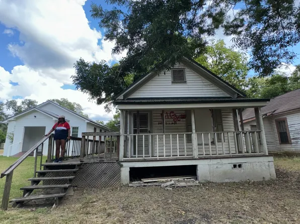 70 Bush St, Richland, GA 31825