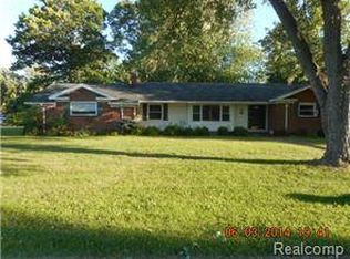 1577 Indian Creek Dr, Temperance, MI