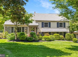 76 Deepdale Rd, Strafford, PA 19087