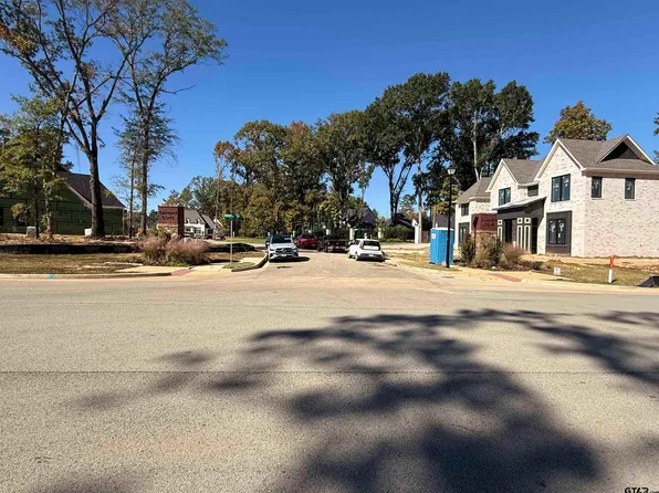 1438 Canopy Cove Ct, Tyler, TX 75703