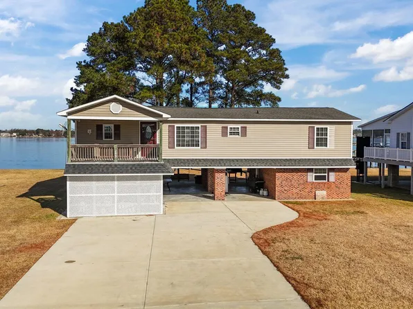 253 Portside Drive, Chocowinity, NC 27817