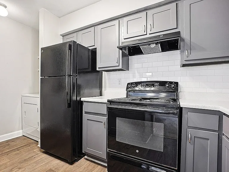 Kitchen at Park at Midtown Apartments