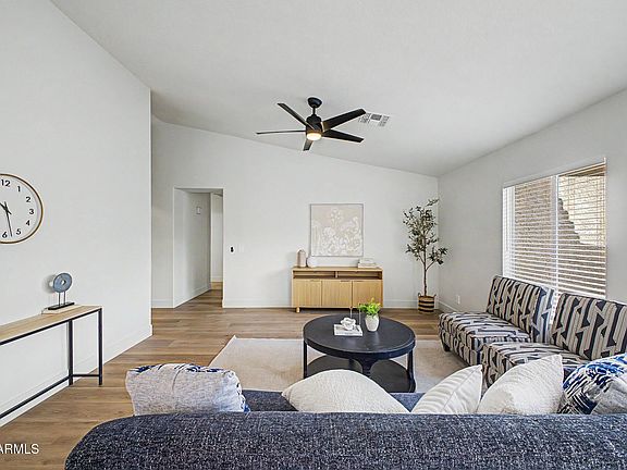 5th image of 1015 W JUANITA Avenue