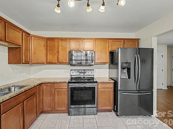 2nd image of 3616 Fagan Way