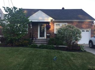 2736 Granville Ave, Schenectady, NY 12306