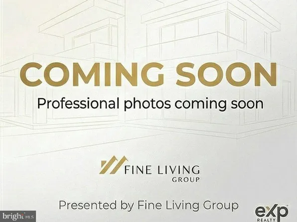 555 Massachusetts Ave NW APT 1302, Washington, DC 20001