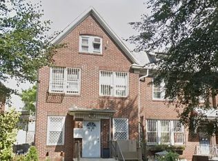 3453 91st St, Flushing, NY 11372