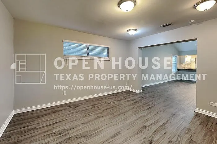505 Yellowstone Dr — Photo 5