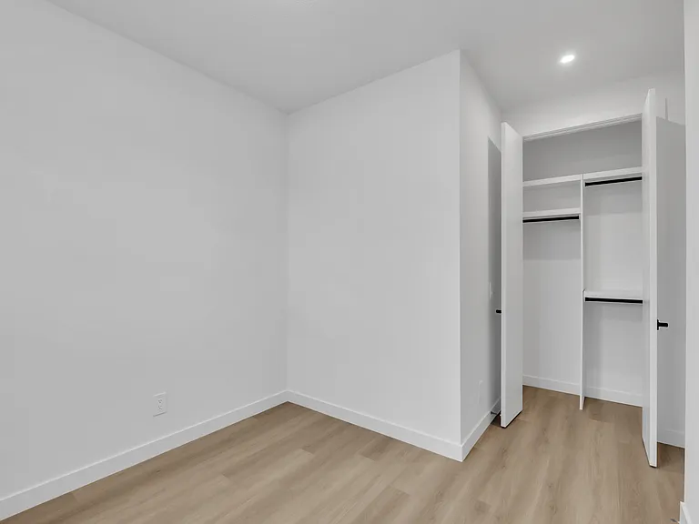 2702 25th Ave SW — Photo 32