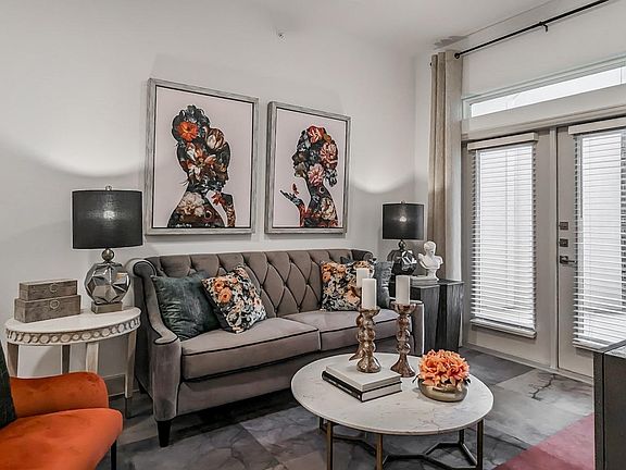 4th image of 1011 W 34th St #8abed21b0