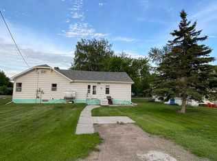 165 2nd St E, Westhope, ND 58793