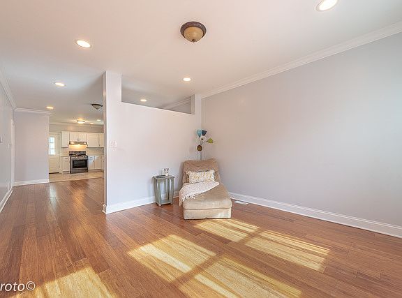 3rd image of 11939 S Eggleston Ave