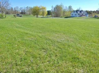 41 Whispering Pines Rd, Newport, VT 05855