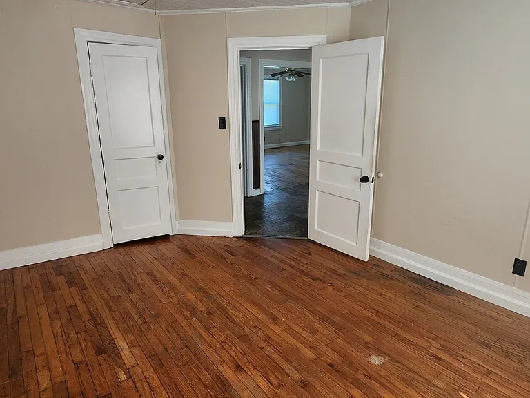 314 Martin Ave — Photo 6