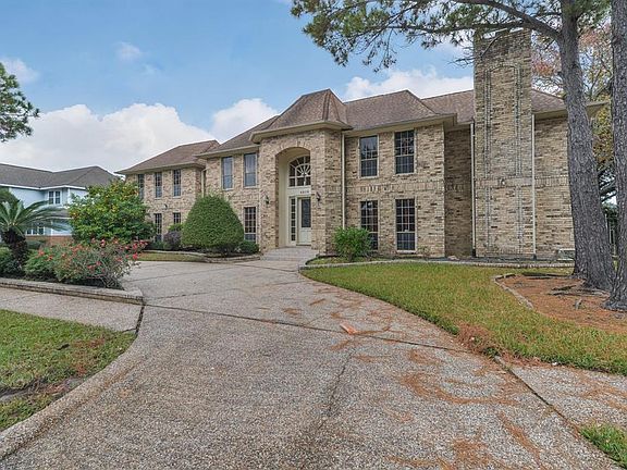 2nd image of 4219 Los Verdes Dr