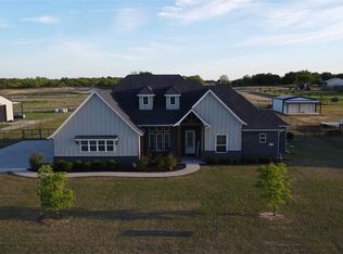 112 Friendship Way, Boyd, TX 76023