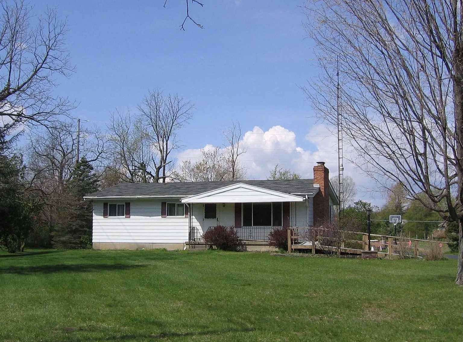 5301 N Seymour Rd photo 1