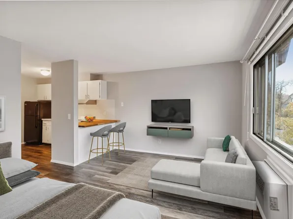 2446 Aldrich Ave S APT 309, Minneapolis, MN 55405