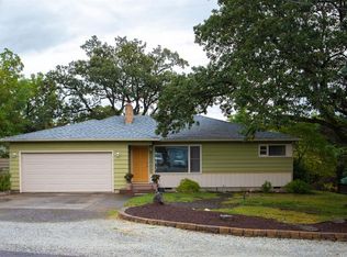512 Barnes Ave, Medford, OR