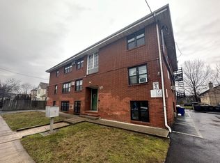 19 Henry Ave #202, New Brunswick, NJ 08901