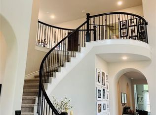 528 Pedernales St, Webster, TX 77598
