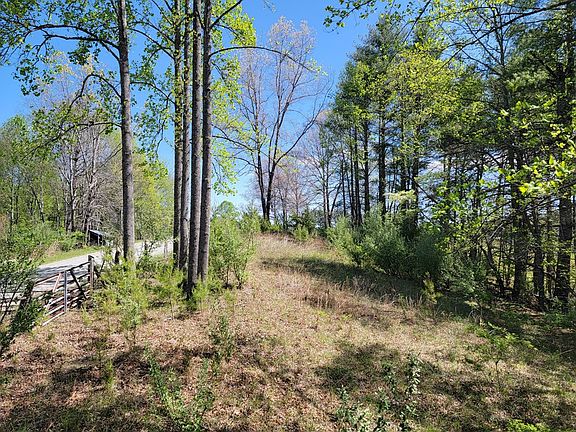 5th image of Church Hill Rd
