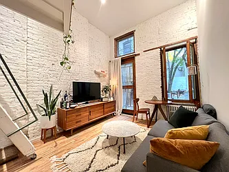 Rented by Nolita Group