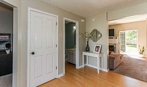 5th image of 9045 Sommerwood Dr