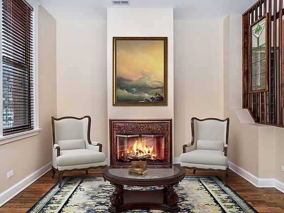 4th image of 1054 W Hollywood Ave APT 1W